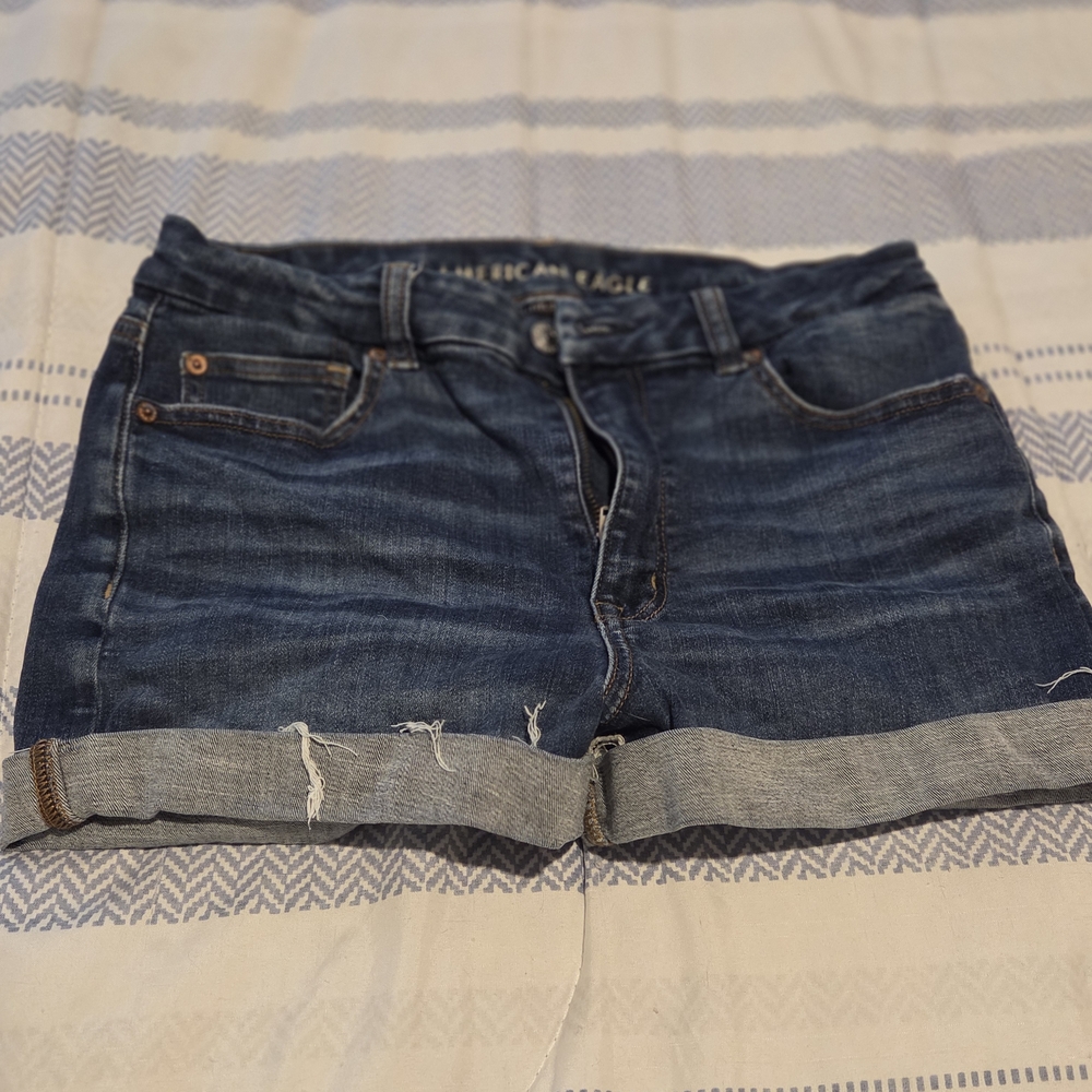 American Eagle Outfitters Women's Dark Blue Denim Rolled-Hem Shorts